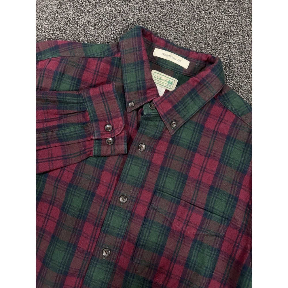 LL Bean Flannel Shirt Men's Medium Button Up Red Plaid Traditional Fit Gorpcore